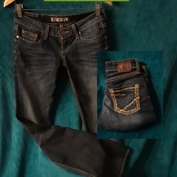 Jeans - Picture 3 of 3